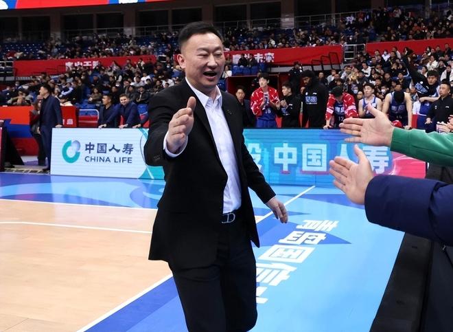 开云中国-国际赛事中球员们殚精竭虑，为球队争出一片天地的简单介绍  第2张