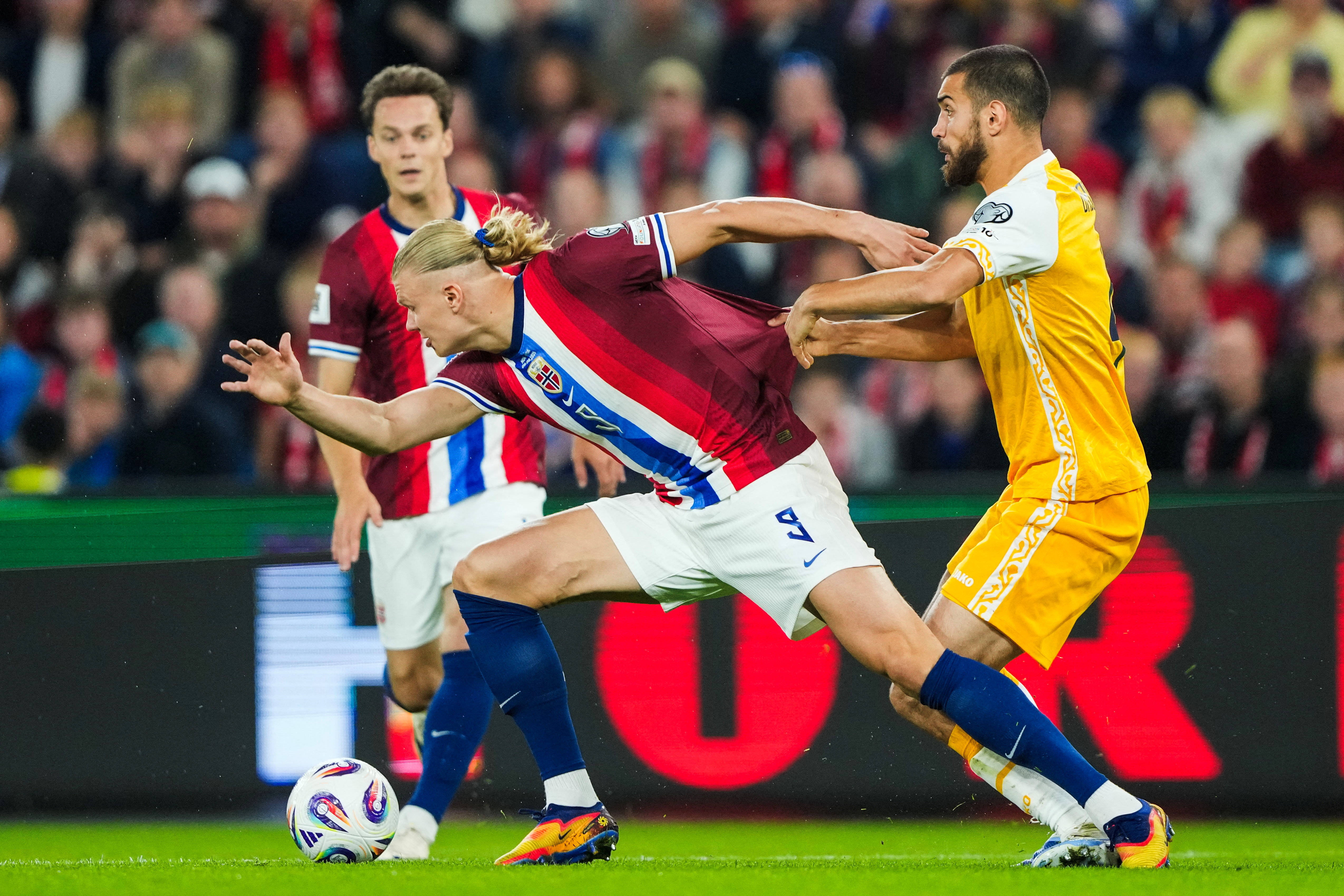 欧国联比赛：摩尔多瓦队击败斯洛伐克队()  第1张