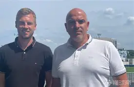 开云sports-帕德博恩球队在比赛中展现出坚韧不拔的精神，取得胜利()  第2张