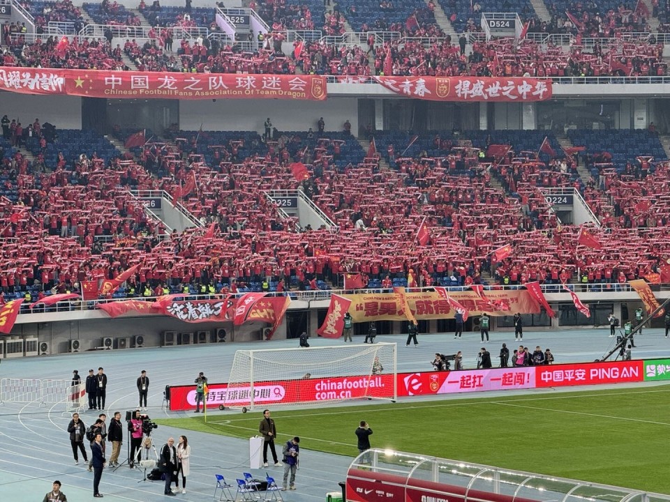 kaiyun-高质量比赛吸引万众瞩目，球迷热情支持()  第1张