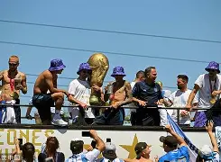 开云-南美篮球联赛季军揭晓阿根廷队牢牢把握领先位置(阿根廷全国篮球联赛积分排名)  第2张