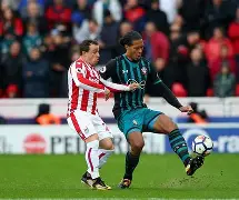 开云体育app-克里斯塔尔宫战平斯托克城，积分榜位置保持不变()  第1张